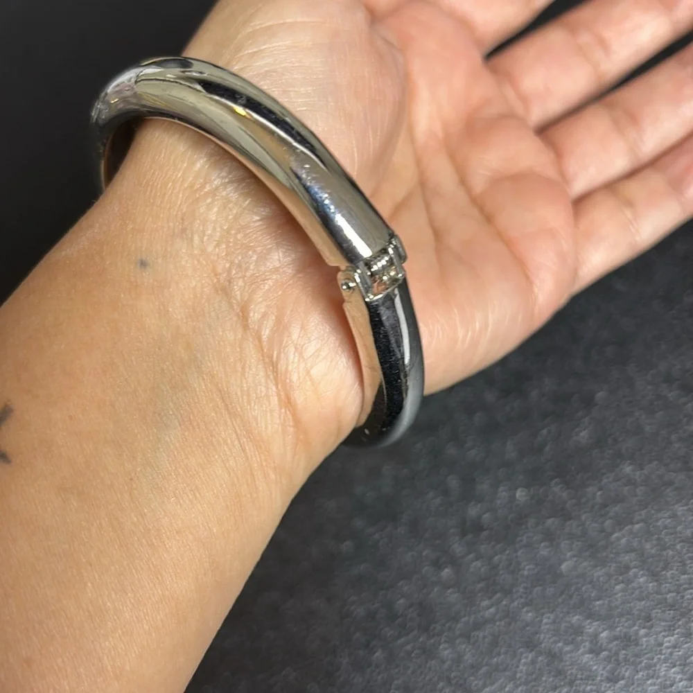 Unique Milan Crystal Silver Tone Hinged Bracelet